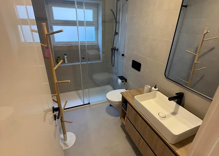 Апартаменты Life Happens Vale Living *